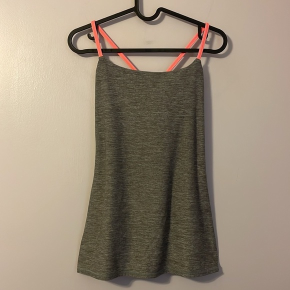 LULULEMON Dancing Warrior Tank Heathered Slate Gray and Grapefruit size 4 - Picture 2 of 15